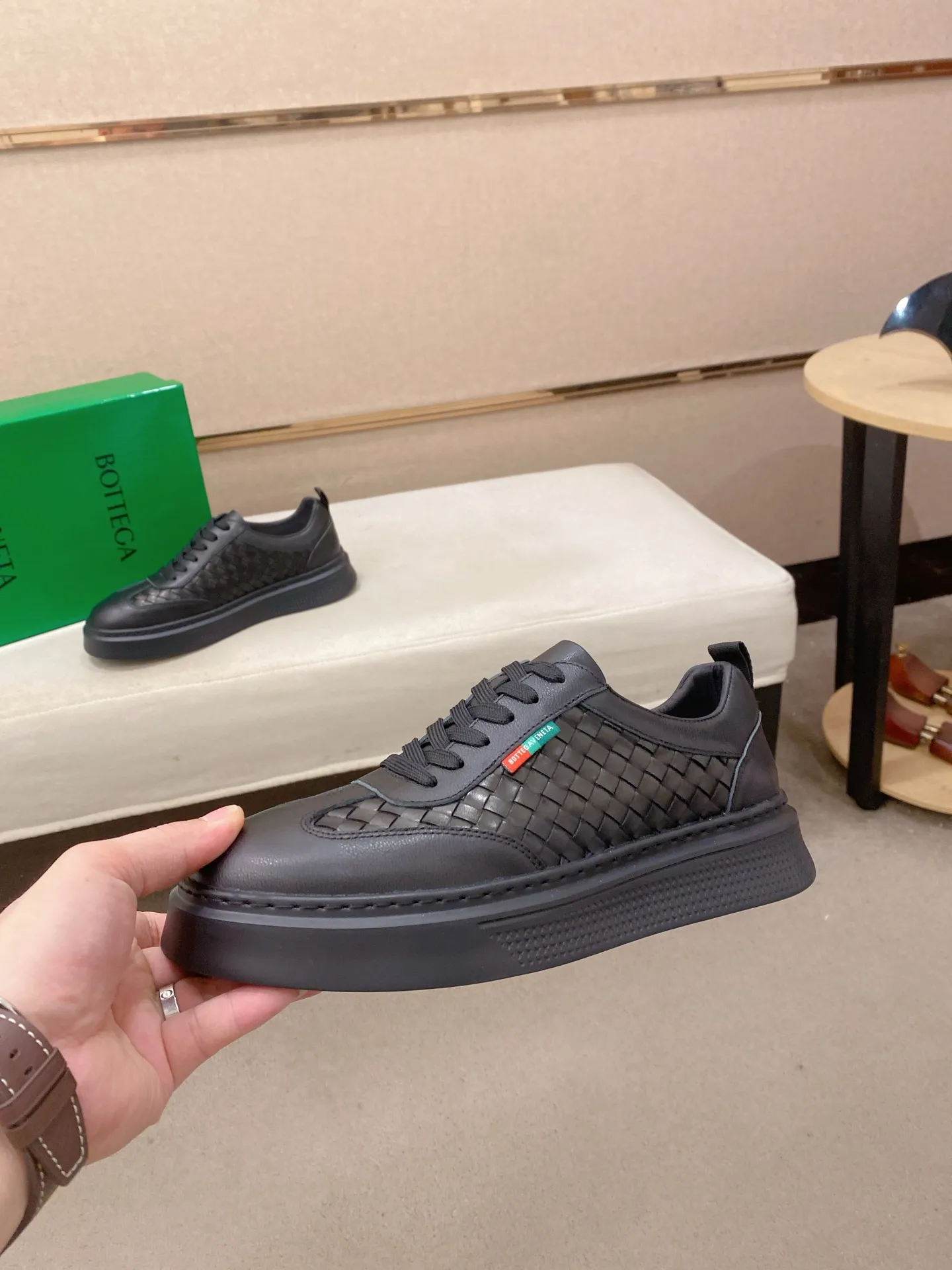 Men's shoes💰 500💰 【BV】The latest hot style‼ ️Casual men's shoes, uppers imported first-layer cowhide. Fully imported first-layer leather lining✔️Exquisite workmanship, excellent foot feel, special rubber sole✔️, cool and fashionable, the latest fashion, fashionable outsole, hurry up. Code number: 38-44